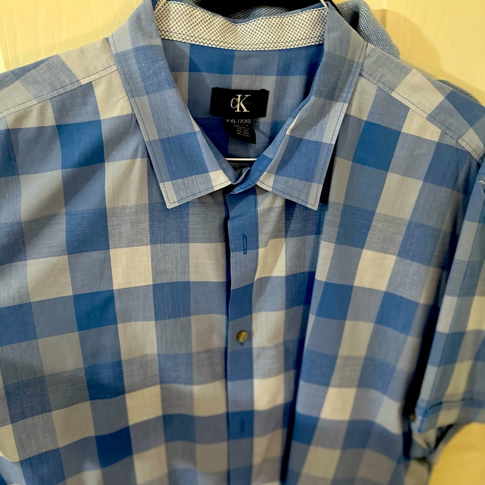 Calvin Klein XXL, hundred percent cotton short sleeve, blue
